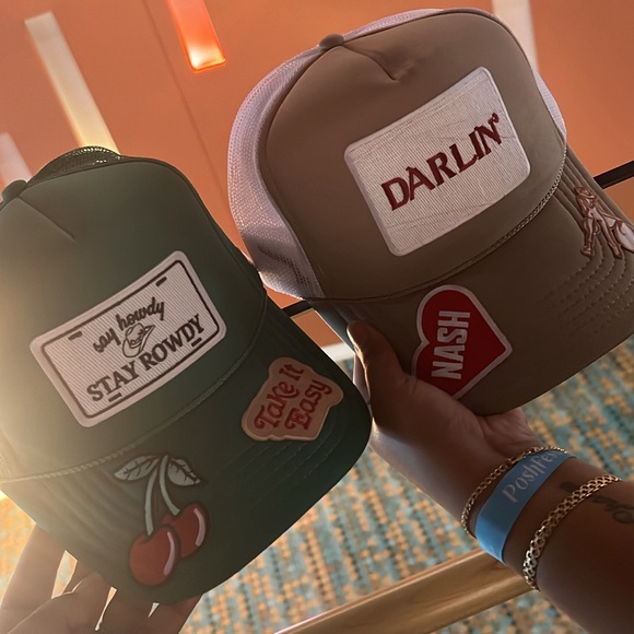 Your friendly neighborhood posher - Neicey - Picture 3 of 11